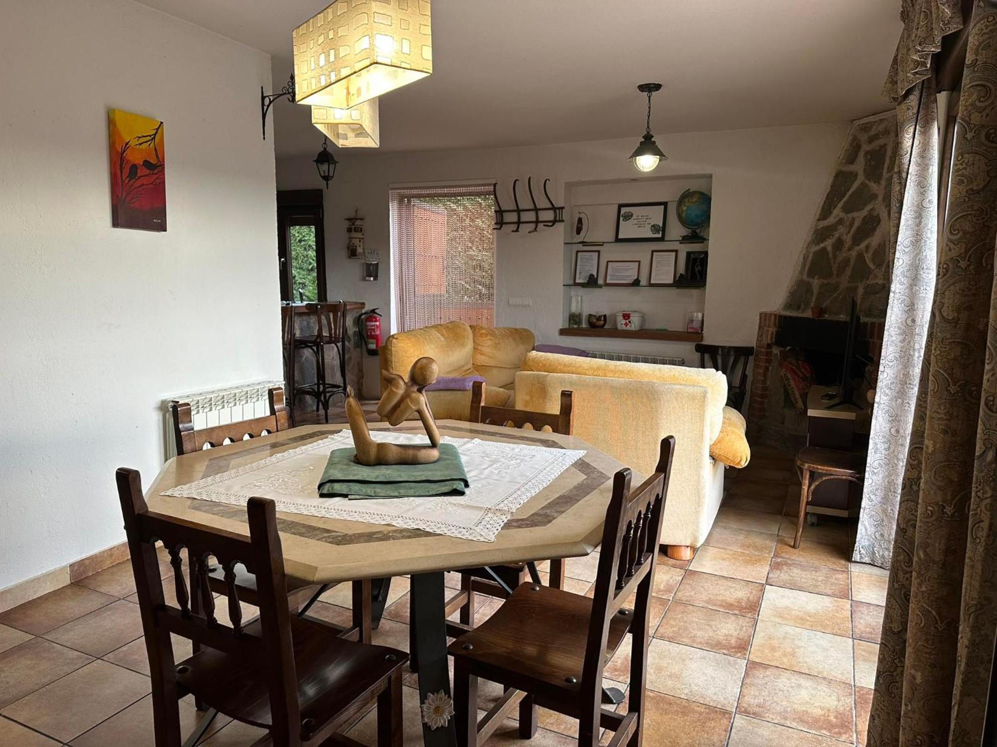 Penzion Vivienda De Uso Turistico El Nido La Serrada Exteriér fotografie